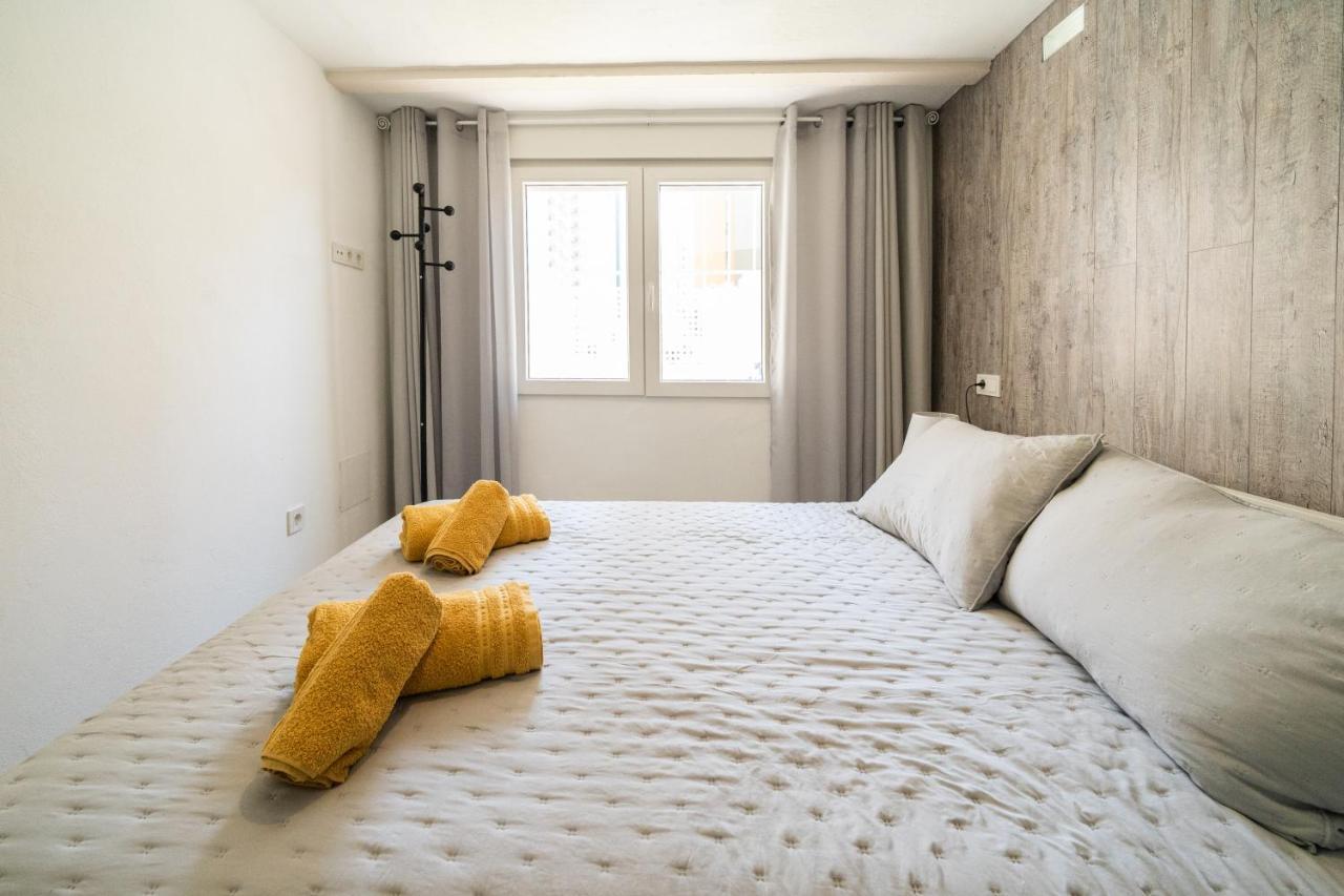Apartamento Alma Con Terreno Privado Y Parking Compartido - A 800M De Playa Poniente 베니돔 외부 사진